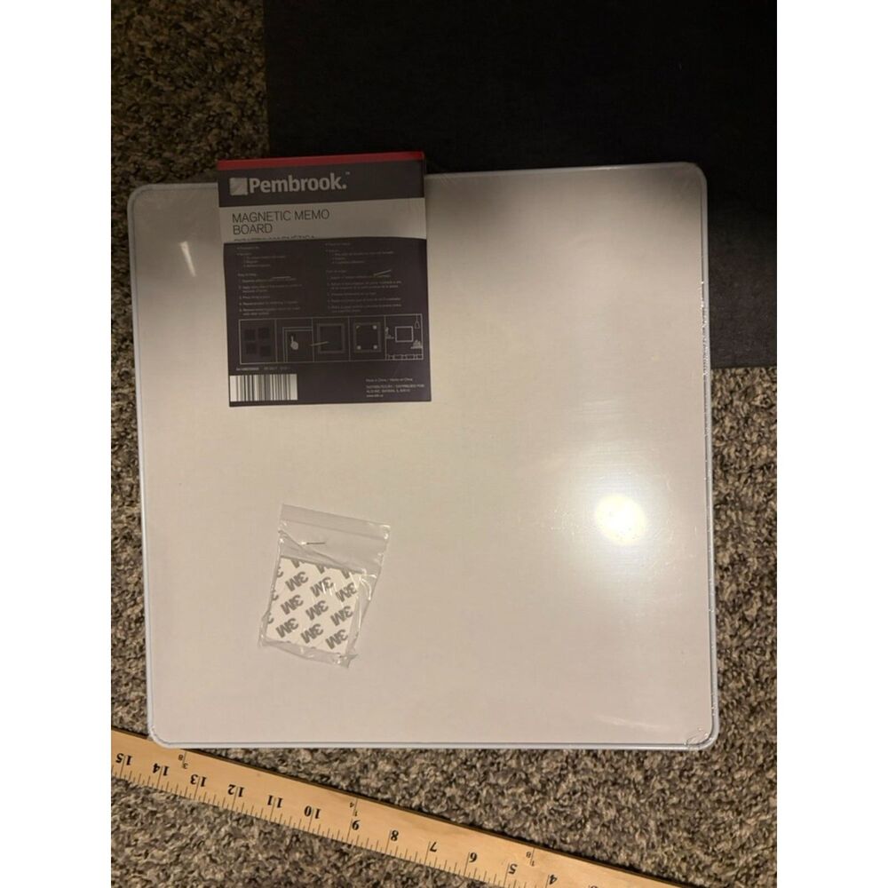 Penbrook Magnetic memo board 14x14"